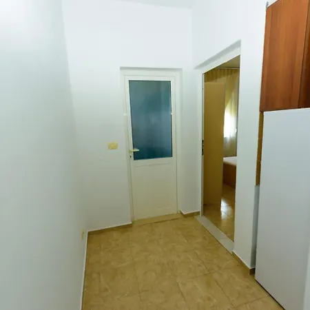 Shyti Apartment *